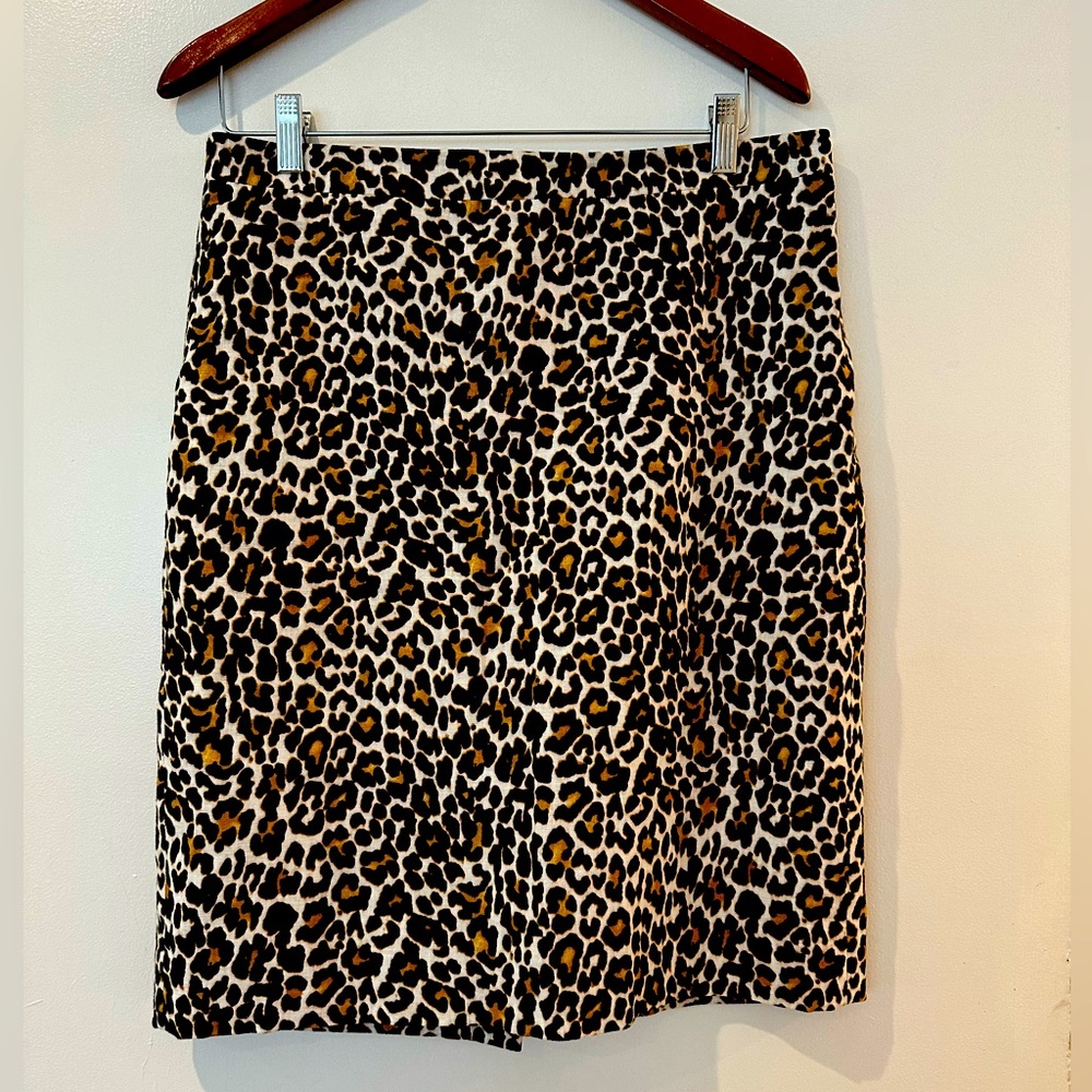 JCrew Cheetah Pencil Skirt. Size 8.